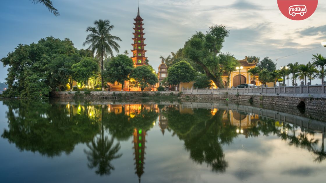 Hà Nội Advances Smart City Initiative with Electronic Bus Tickets Pilot