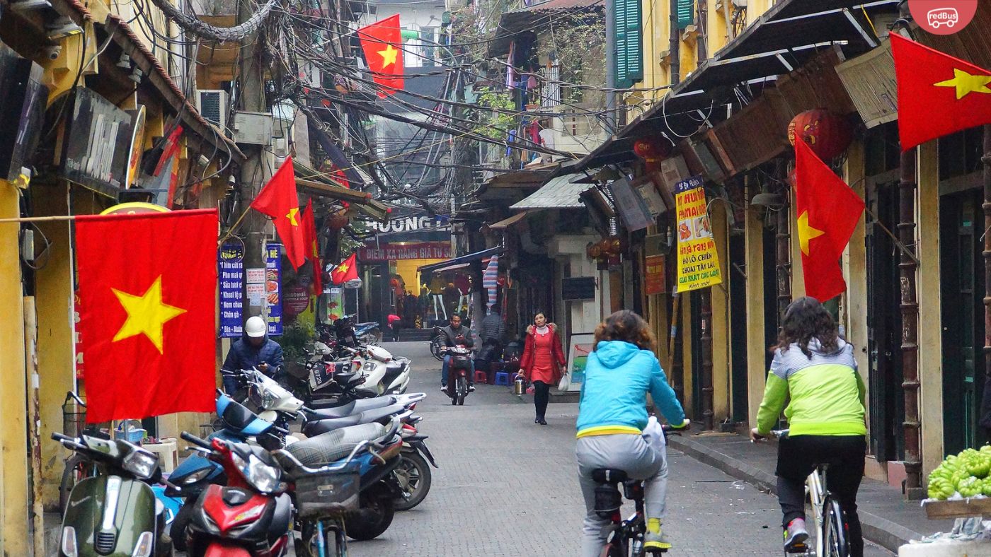 Vietnam Eyes Visa-Free Entry for Tourists to Fuel Growth